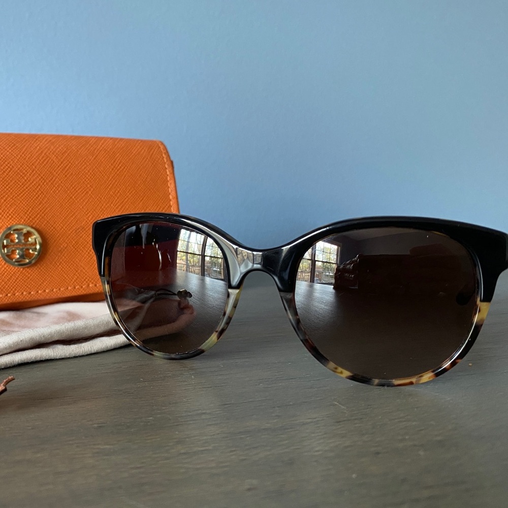 Tory Burch sunglasses - TY7095